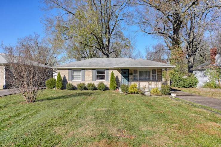 2113 Auburn Dr, Louisville, KY 40216 (MLS#1626497)