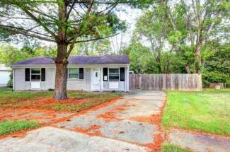 5401 Carling Ct, Louisville, KY 40272 (MLS#1545572)